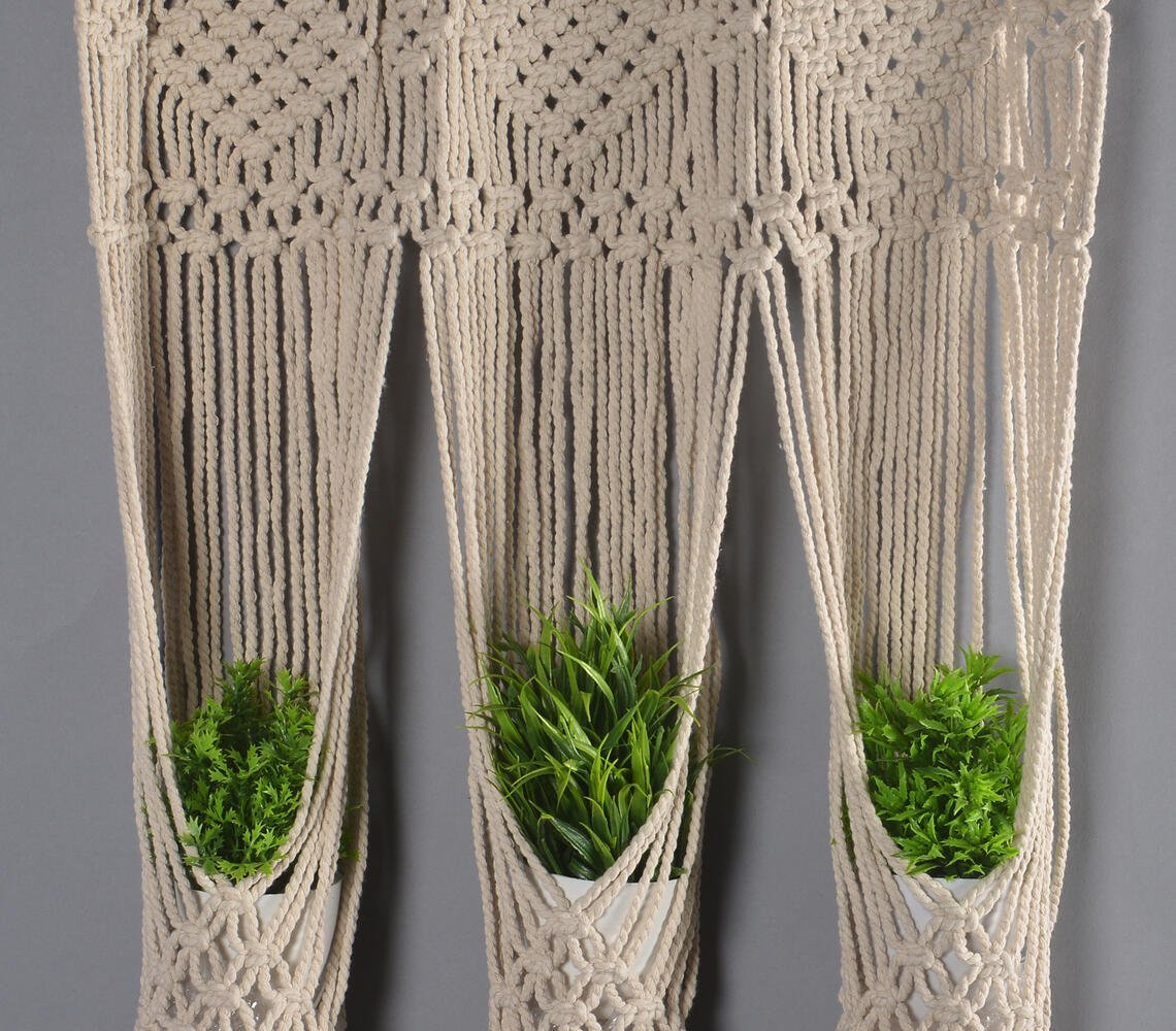 Macrame Hanging Trinity Planter