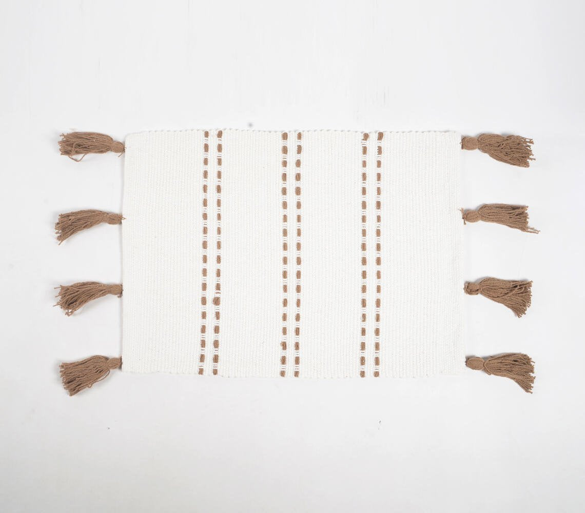 Handwoven Cotton Minimal Umber Tasseled Placemats (Set of 4)