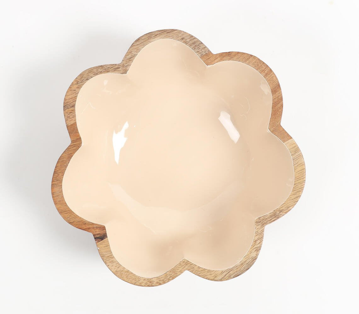 Solid-Enamelled Beige Flower-Shaped Wooden Serving Bowl