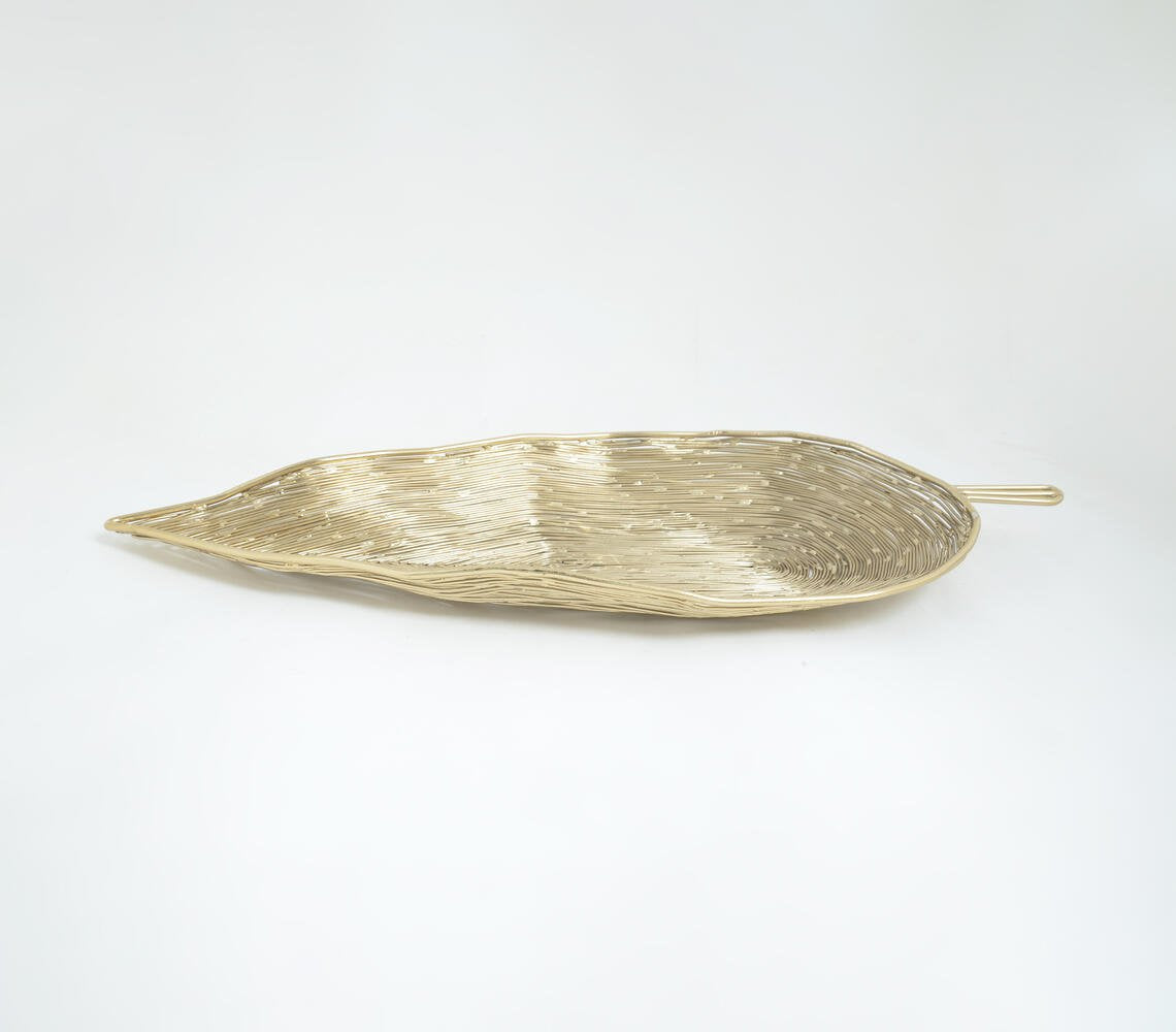 Handcrafted Banyan Leaf Structured Serving Tray