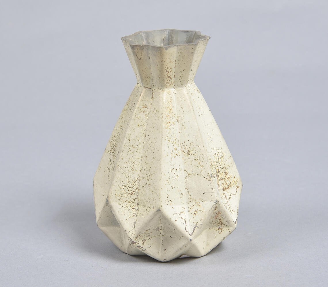 Floral & Diamond Cut Wooden Vase