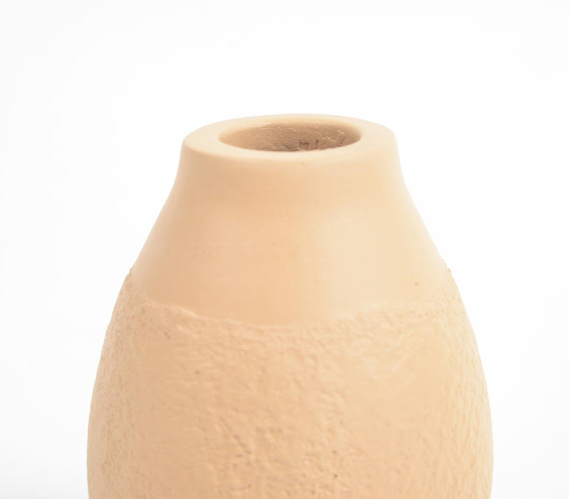 Moulded Wheaten Ecomix Vase