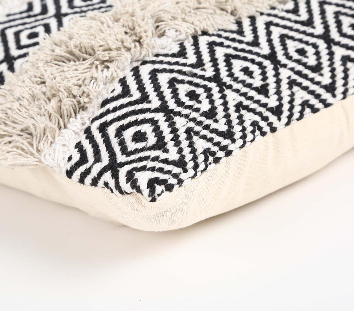 Tufted & Fringed Cotton cushion cover