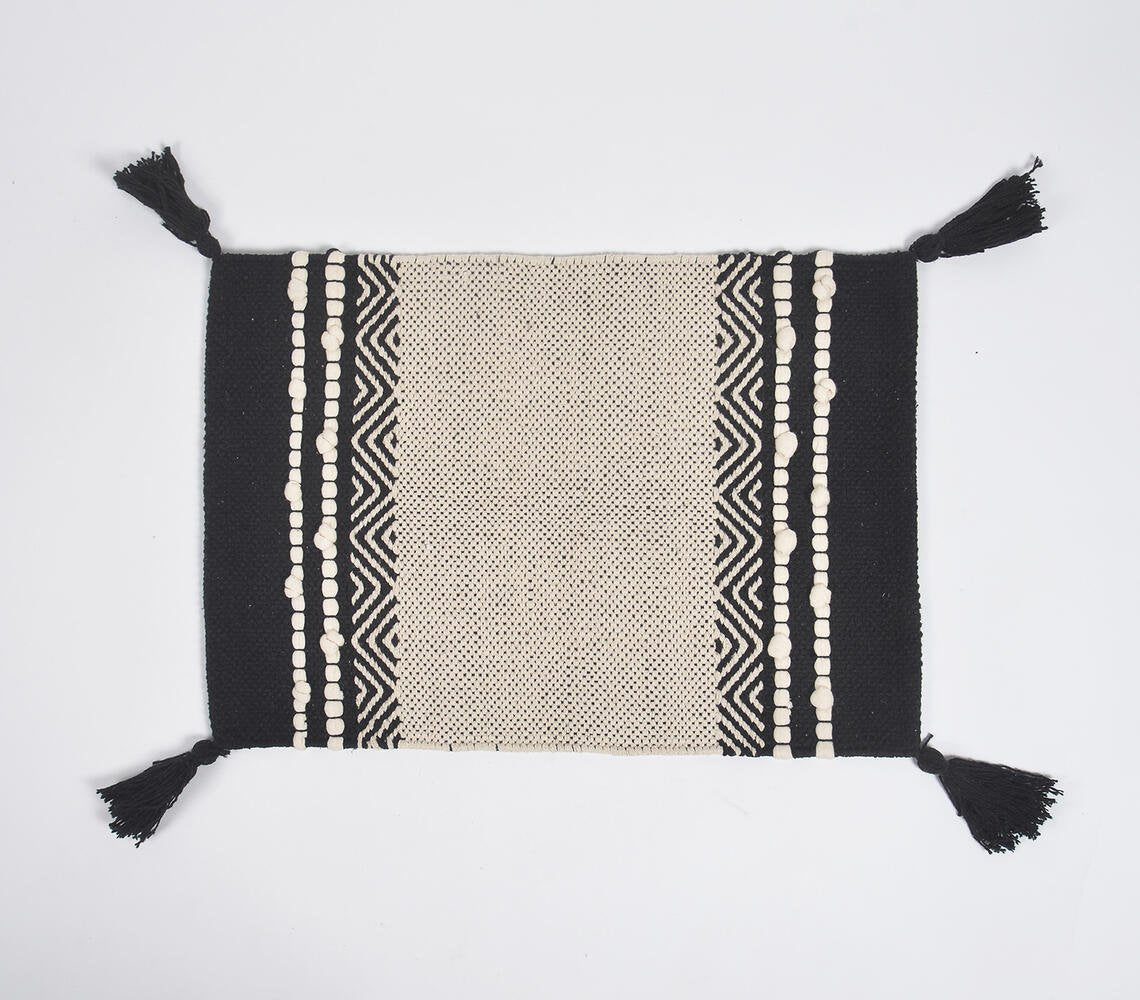 Handwoven Chevron Borders Black Placemats (Set of 4)