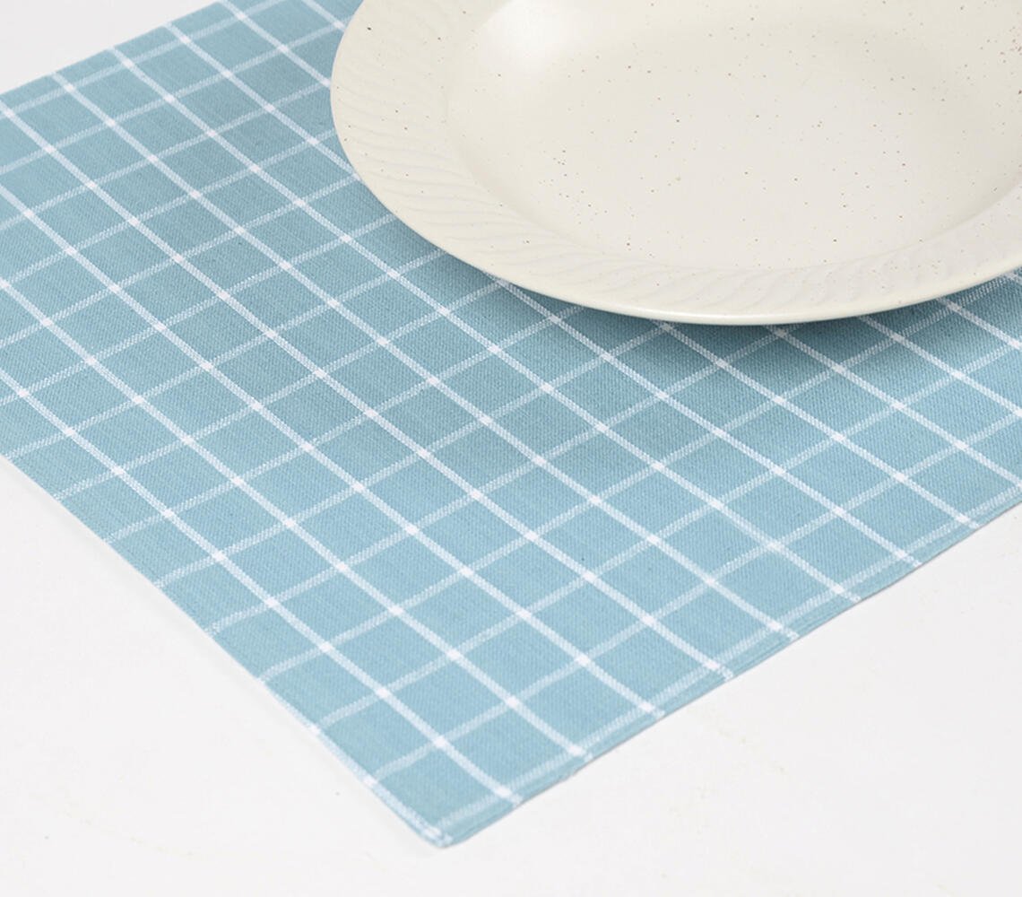 Geruite hemelsblauwe katoenen placemats (set van 4)