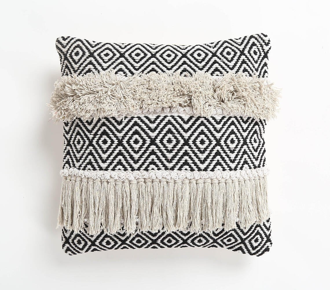 Tufted & Fringed Cotton cushion cover